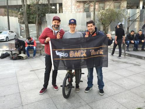 Viki Gomez ile Röportaj